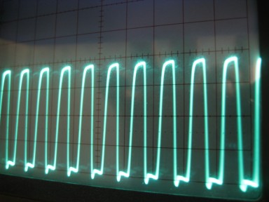 A 5MHz clock waveform as input to the XI pin on a parallax propeller proto board